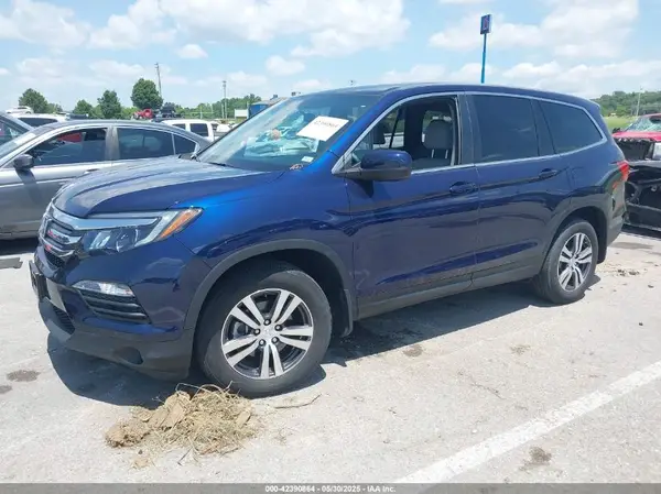 5FNYF6H35JB063021 2018 HONDA PILOT - Image 2