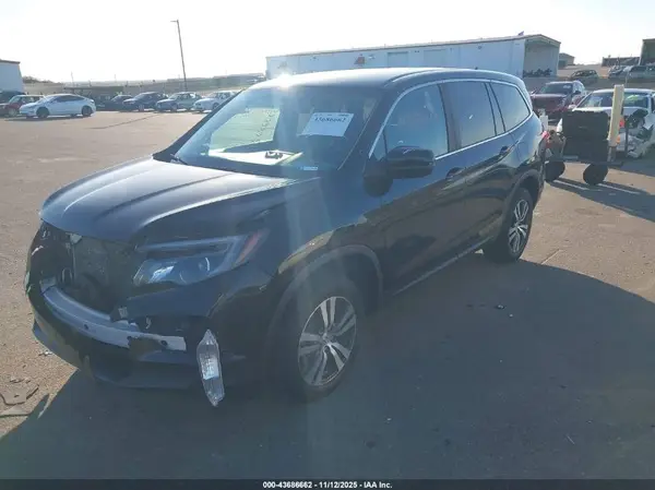 5FNYF6H35JB073418 2018 HONDA PILOT - Image 2