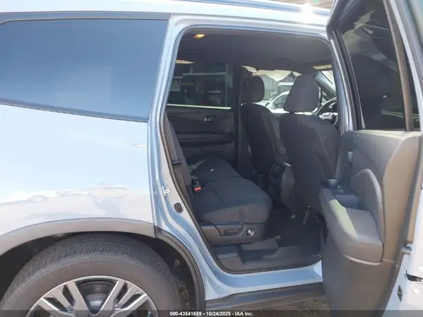 5FNYF6H35NB084084 2022 HONDA PILOT - Image 8