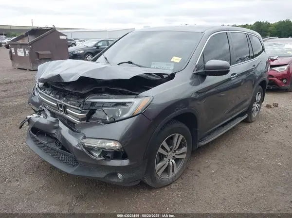 5FNYF6H36HB027641 2017 HONDA PILOT - Image 2