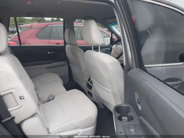 5FNYF6H36HB027641 2017 HONDA PILOT - Image 8