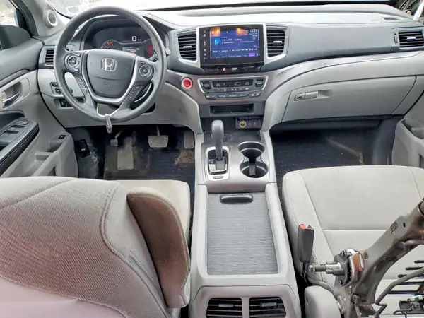 5FNYF6H36HB031947 2017 HONDA PILOT - Image 8