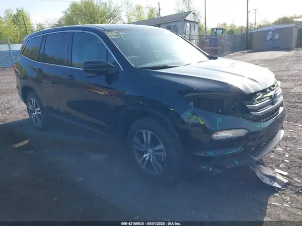5FNYF6H36HB034332 2017 HONDA PILOT - Image 1