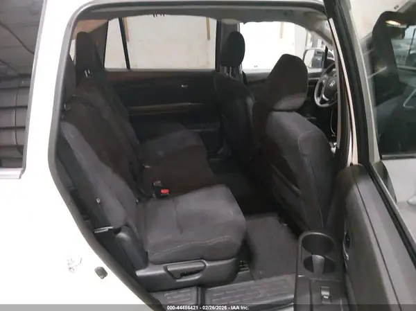 5FNYF6H36HB044777 2017 HONDA PILOT - Image 8