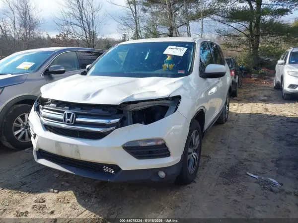 5FNYF6H36HB084115 2017 HONDA PILOT - Image 2