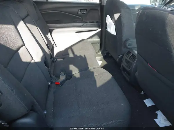 5FNYF6H36HB084115 2017 HONDA PILOT - Image 8