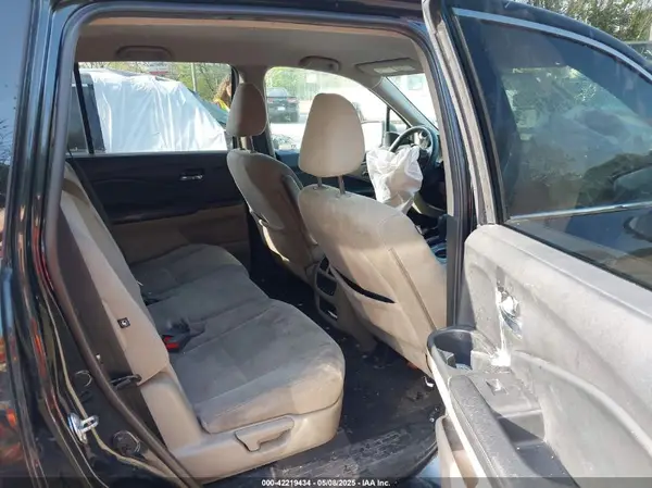 5FNYF6H36JB016919 2018 HONDA PILOT - Image 8