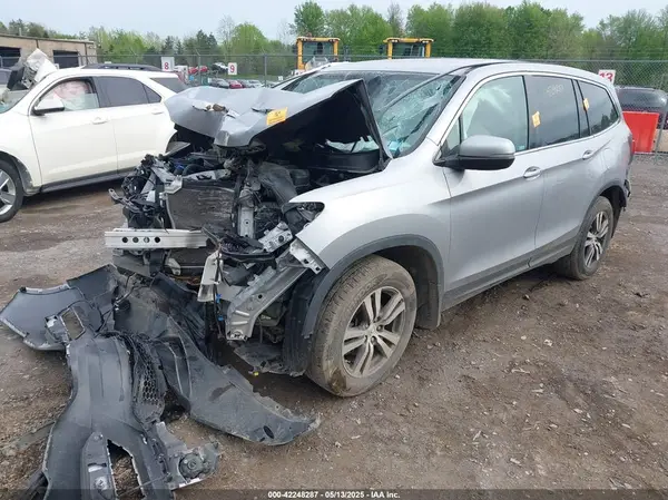 5FNYF6H36JB031453 2018 HONDA PILOT - Image 2