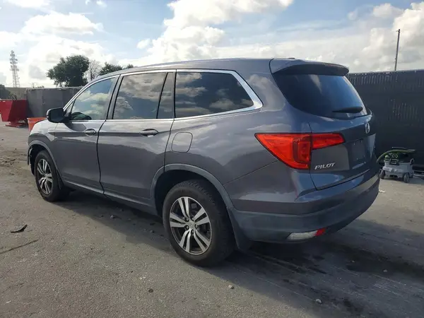 5FNYF6H36JB032909 2018 HONDA PILOT - Image 2