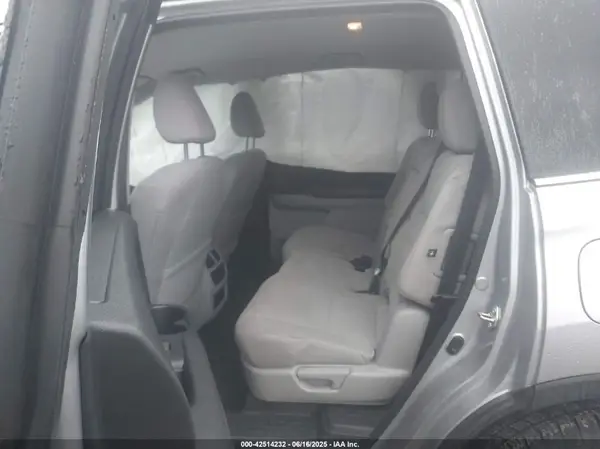 5FNYF6H36JB046955 2018 HONDA PILOT - Image 8