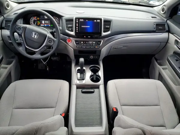 5FNYF6H36JB054361 2018 HONDA PILOT - Image 8