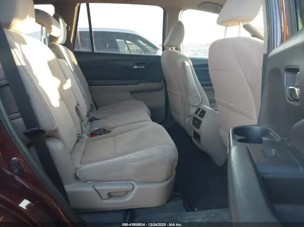 5FNYF6H36JB057776 2018 HONDA PILOT - Image 8