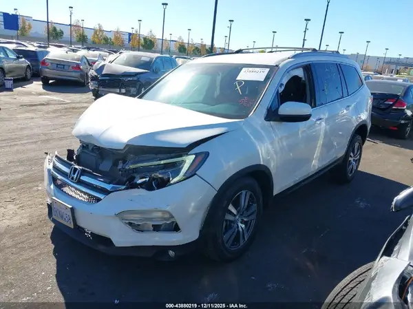 5FNYF6H36JB063822 2018 HONDA PILOT - Image 2