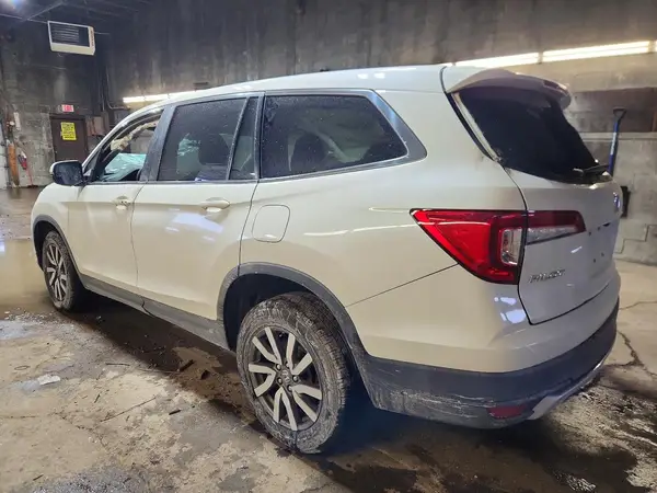5FNYF6H36KB056242 2019 HONDA PILOT - Image 2