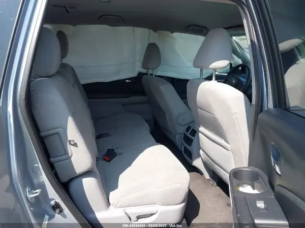 5FNYF6H37GB012466 2016 HONDA PILOT - Image 8