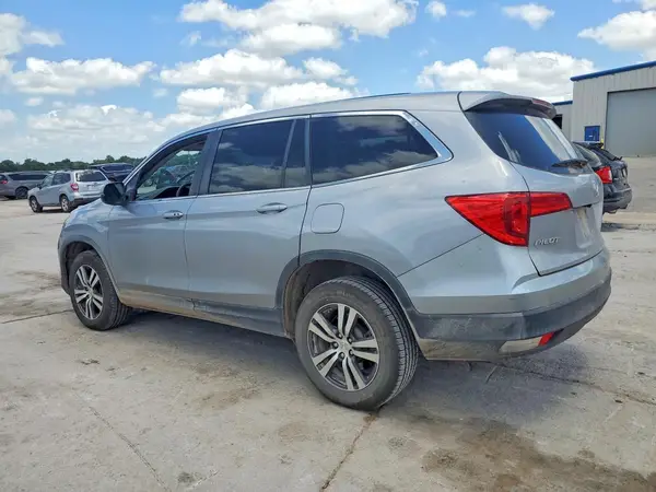 5FNYF6H37HB029771 2017 HONDA PILOT - Image 2