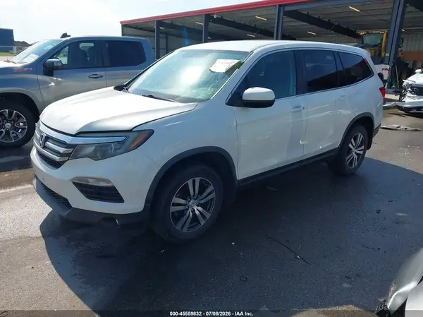 5FNYF6H37HB039233 2017 HONDA PILOT - Image 2