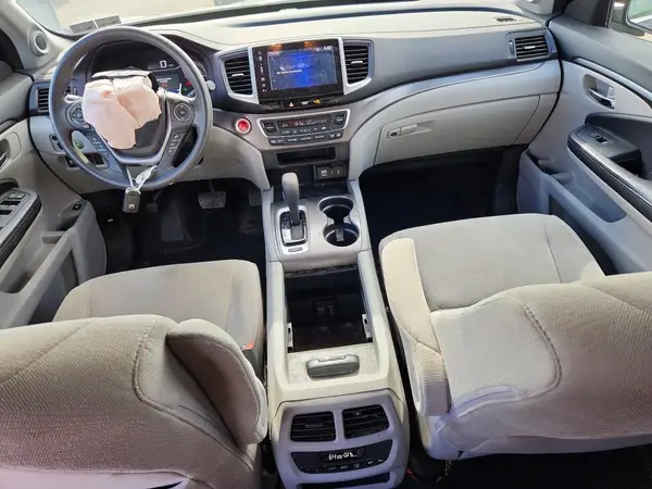 5FNYF6H37HB050555 2017 HONDA PILOT - Image 8