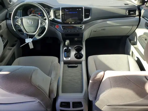 5FNYF6H37JB000860 2018 HONDA PILOT - Image 8