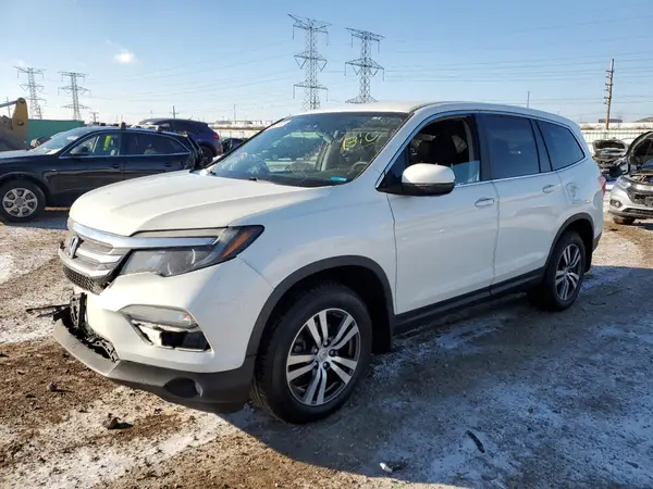 5FNYF6H37JB033017 2018 HONDA PILOT - Image 1