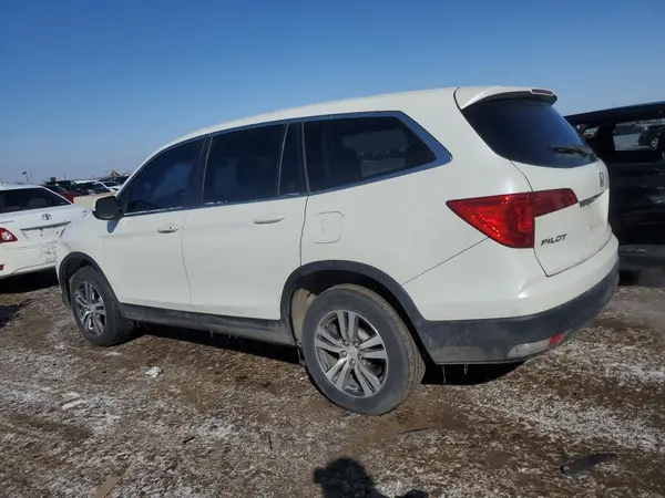5FNYF6H37JB048861 2018 HONDA PILOT - Image 2