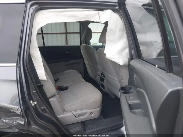 5FNYF6H37KB084065 2019 HONDA PILOT - Image 8
