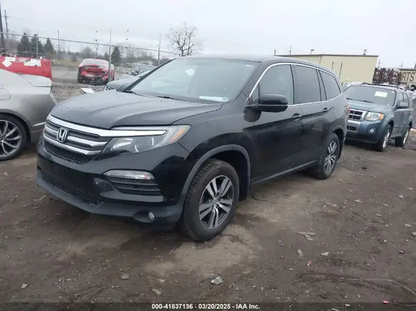 5FNYF6H38GB040082 2016 HONDA PILOT - Image 2