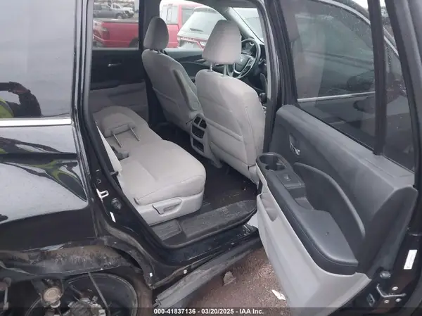 5FNYF6H38GB040082 2016 HONDA PILOT - Image 8
