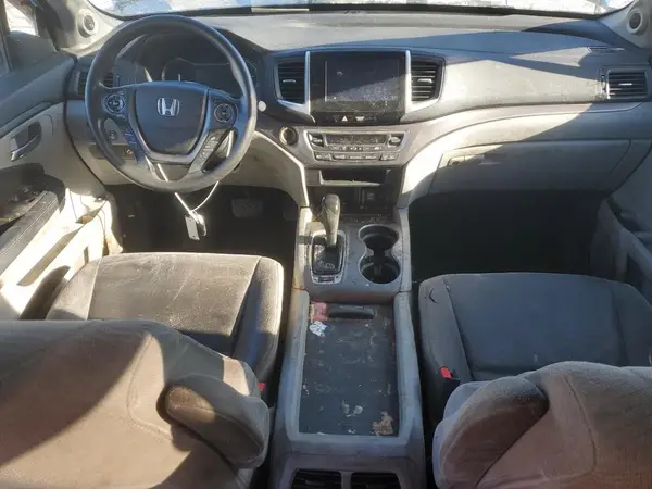 5FNYF6H38GB049641 2016 HONDA PILOT - Image 8