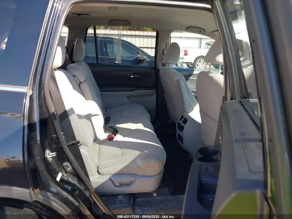 5FNYF6H38GB054824 2016 HONDA PILOT - Image 8