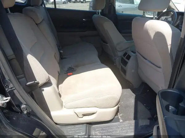 5FNYF6H38HB005950 2017 HONDA PILOT - Image 8