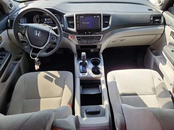 5FNYF6H38HB017371 2017 HONDA PILOT - Image 8