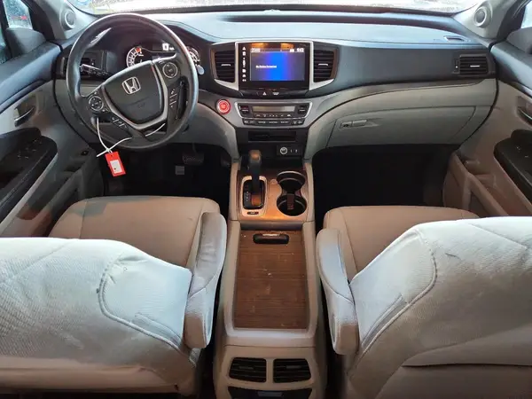 5FNYF6H38HB039564 2017 HONDA PILOT - Image 8