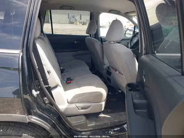 5FNYF6H38HB050550 2017 HONDA PILOT - Image 8