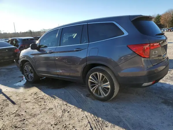 5FNYF6H38HB068997 2017 HONDA PILOT - Image 2