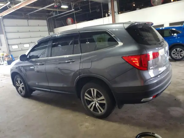5FNYF6H38HB069003 2017 HONDA PILOT - Image 2