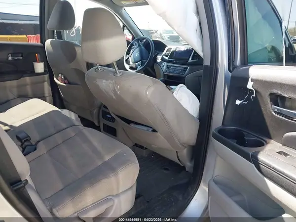 5FNYF6H38HB085167 2017 HONDA PILOT - Image 8