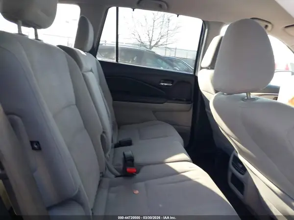 5FNYF6H38JB014444 2018 HONDA PILOT - Image 8