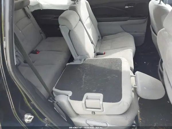 5FNYF6H38JB020728 2018 HONDA PILOT - Image 8