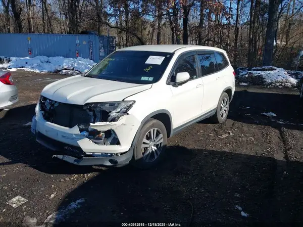 5FNYF6H38JB058329 2018 HONDA PILOT - Image 2