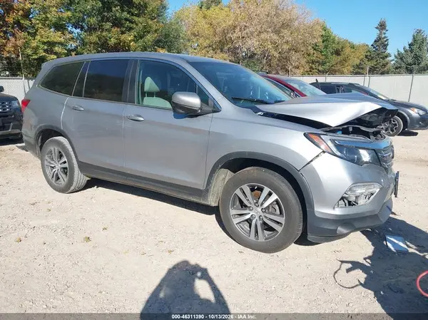 5FNYF6H38JB060498 2018 HONDA PILOT - Image 1