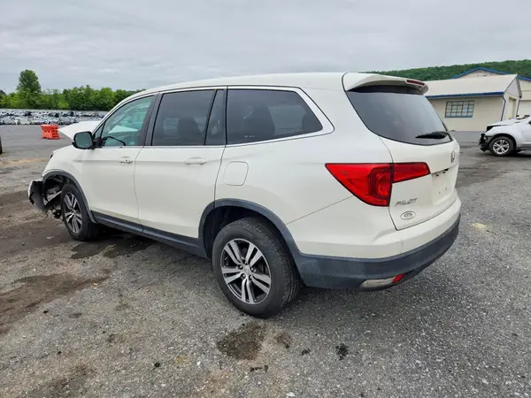 5FNYF6H38JB071081 2018 HONDA PILOT - Image 2
