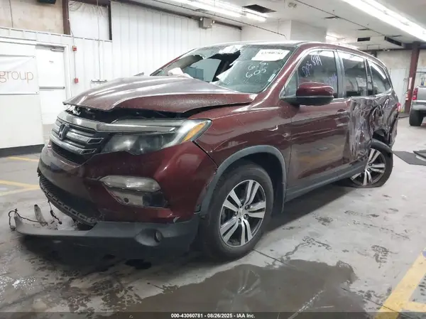5FNYF6H38JB072246 2018 HONDA PILOT - Image 2