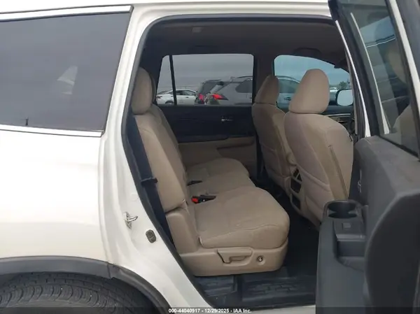 5FNYF6H38KB062009 2019 HONDA PILOT - Image 8