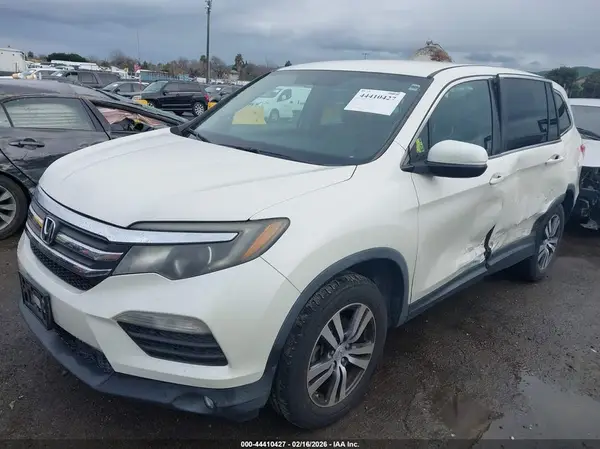 5FNYF6H39GB032864 2016 HONDA PILOT - Image 2