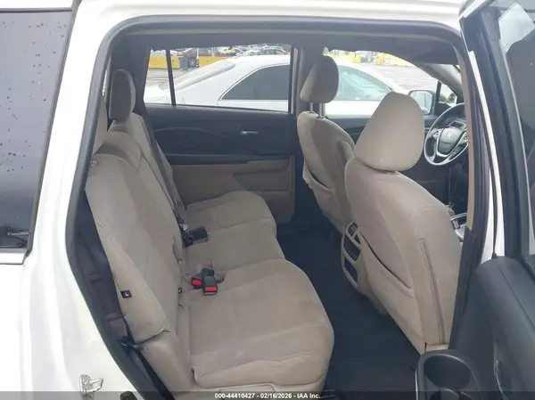 5FNYF6H39GB032864 2016 HONDA PILOT - Image 8