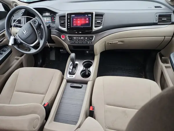 5FNYF6H39HB000546 2017 HONDA PILOT - Image 8