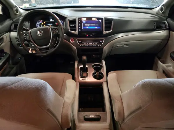 5FNYF6H39HB072122 2017 HONDA PILOT - Image 8