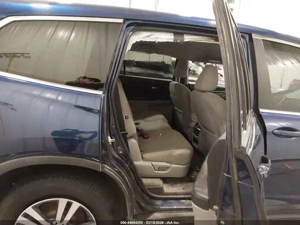 5FNYF6H39HB101019 2017 HONDA PILOT - Image 8
