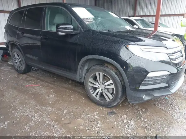 5FNYF6H39HB103045 2017 HONDA PILOT - Image 1